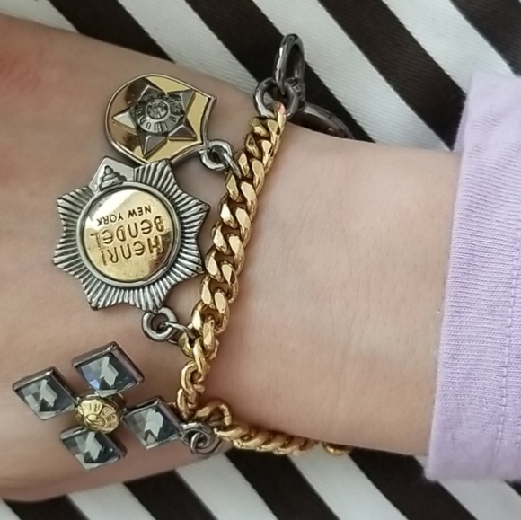 henri bendel Jewelry - Collectable HB Star Military Bag Charm/ Bracelet